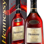 Коньяк «Hennessy V.S» 0.7 л